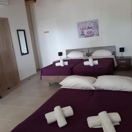 Zorbas Sea View No 5 Apartment Larnaca Bagian luar foto